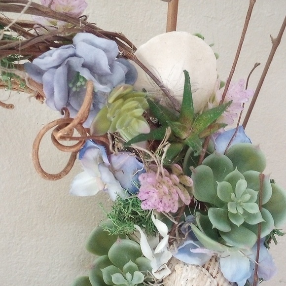 Grapevine wreath - Picture 3 of 4